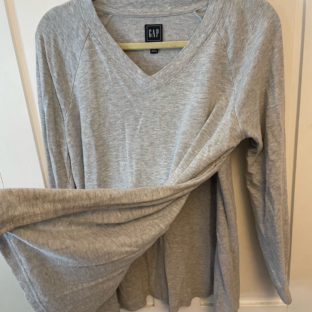 Maternity nursing sweatshirt